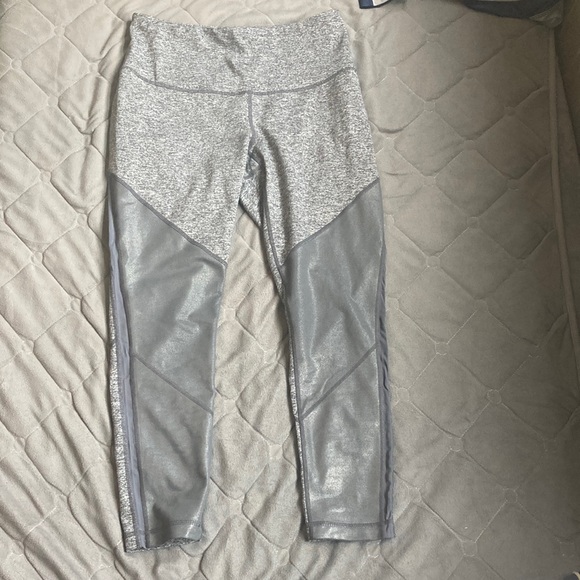 Zella Pants - ZELLA CAPRI PANTS!